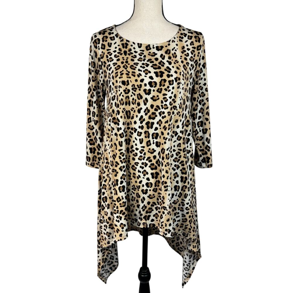 Chico’s SZ 0 (Small) Tunic Top Leopard Print Stretch Hi-Low Shark-Bite Hem Brown